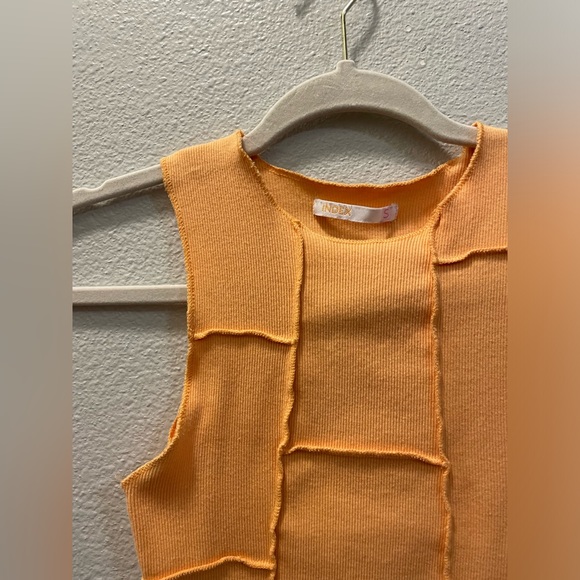 Orange top - Picture 2 of 3